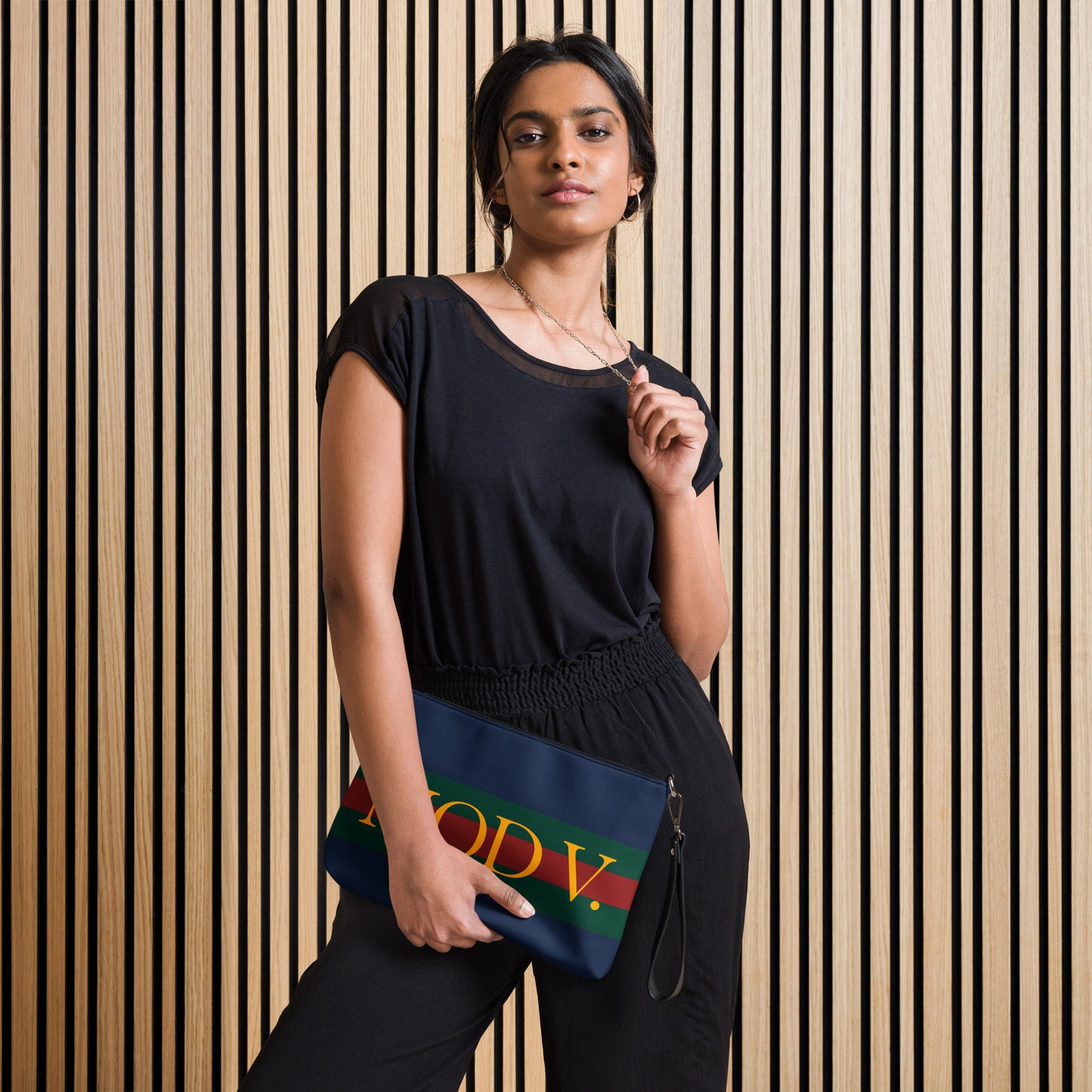 Mod V. Crossbody Bag